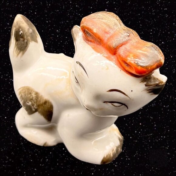 Vintage Ceramic Minis Kitschy Critter Kitty Cat Figurine Attitude W Red Bow 2”T - Picture 7 of 9